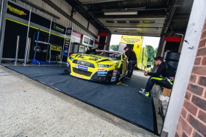 Florian Renauer Brands Hatch 2016 Ruhe vor dem Sturm